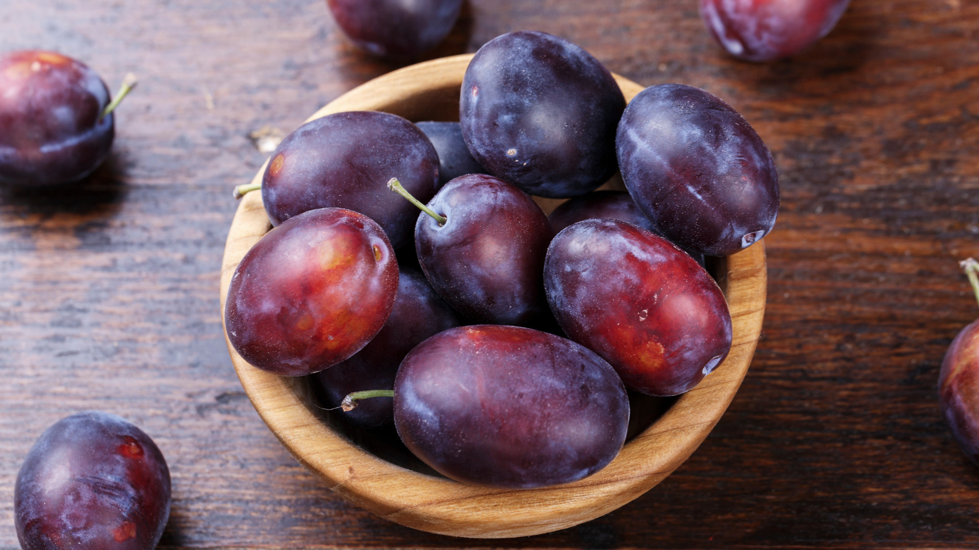 https://www.producereport.com/sites/default/files/field/image/fruits-sugarplum-banner.jpg